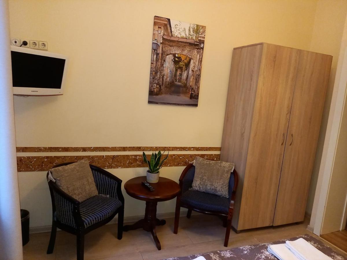 Guest House Taurus VNO Extérieur photo