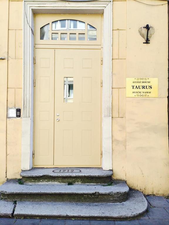 Guest House Taurus VNO Extérieur photo